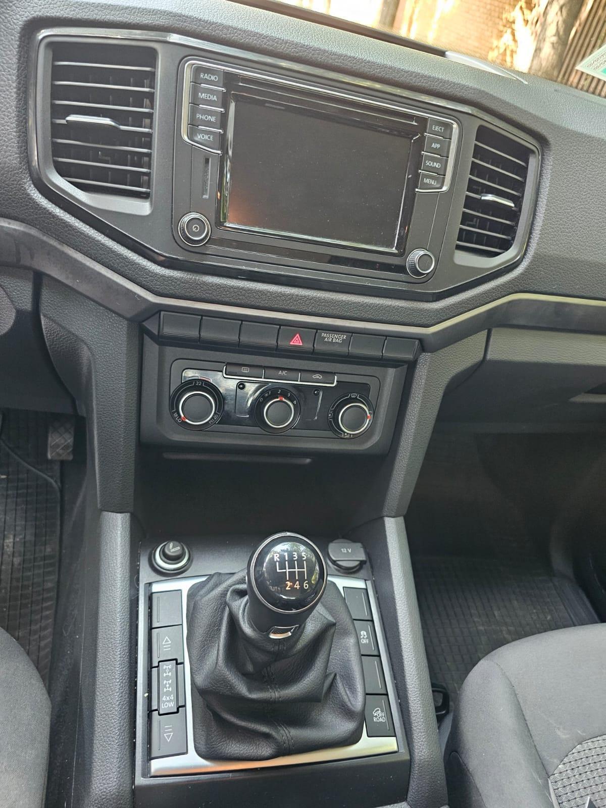 Volkswagen Amarok Comfortline 2.0 Bi-Turbo Diésel 2022 | 4x4 | Manual | Santiago