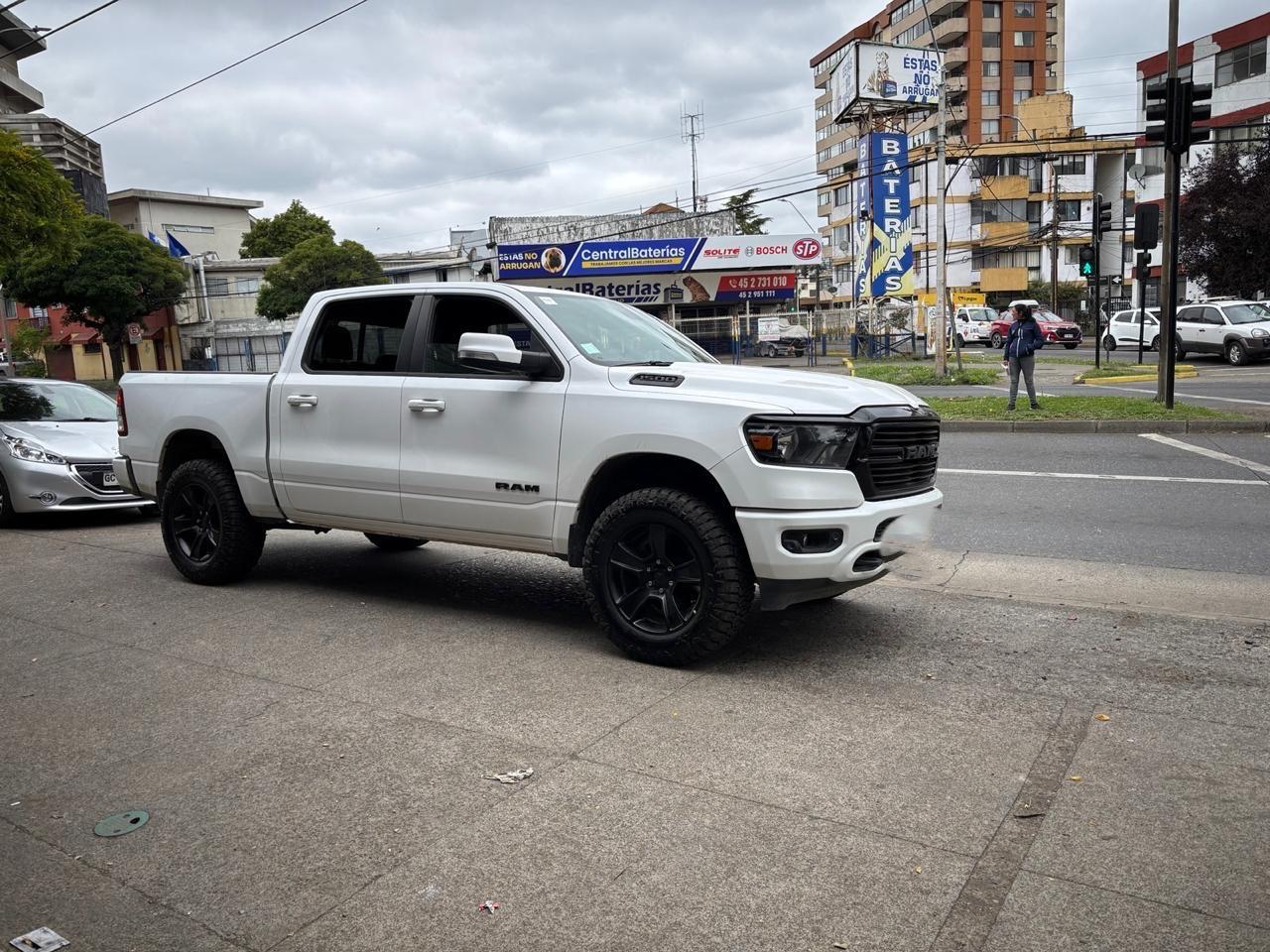 Ram 1500 Bighorn 2021 100.000 km La Unión - foto 13