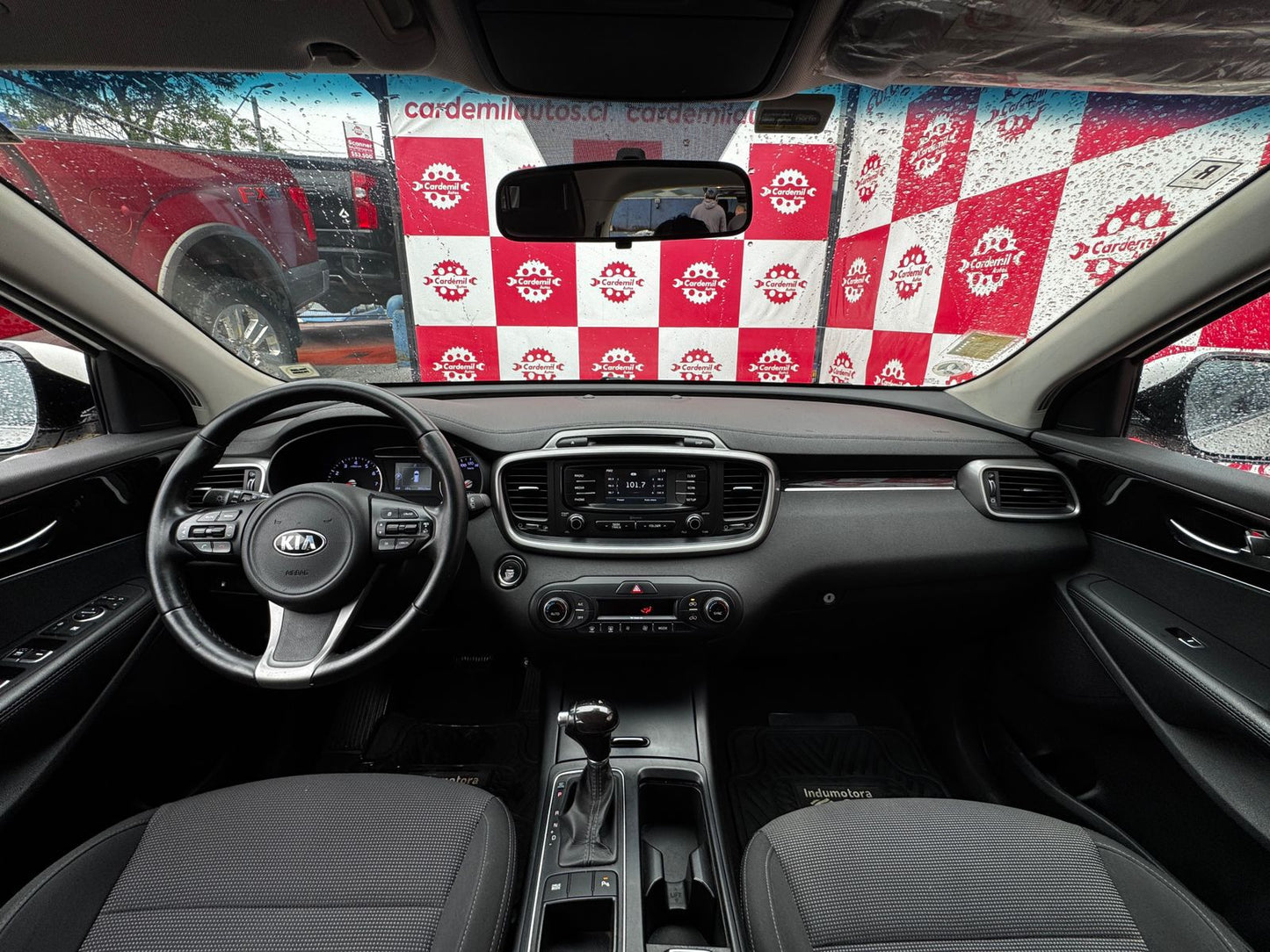 Kia Sorento GSL 2.4 AT 2015 - 99.315 KM - Los Angeles