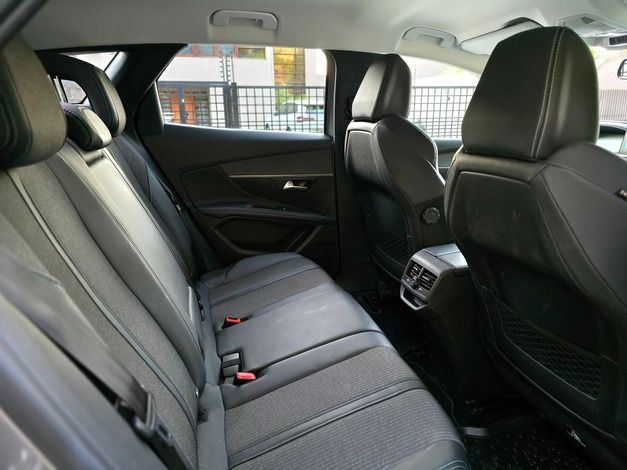 Peugeot 3008 Allure Pack 2023 58.822 km Santiago - foto 8