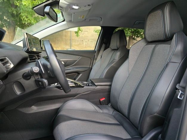 Peugeot 3008 Allure Pack 2023 58.822 km Santiago - foto 17