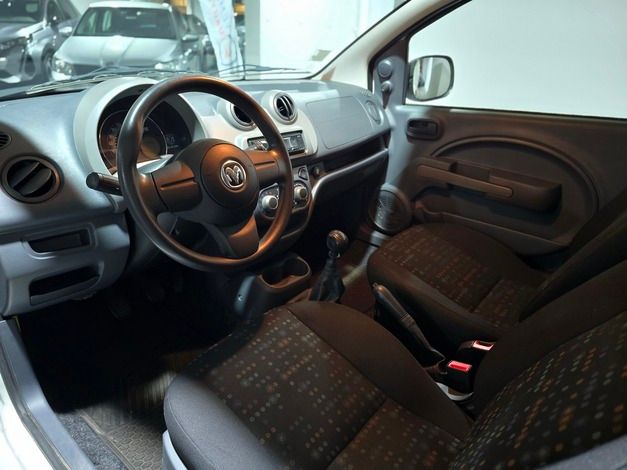 Interior RAM 700 Rapid 2022 cabina funcional y aire acondicionado Santiago