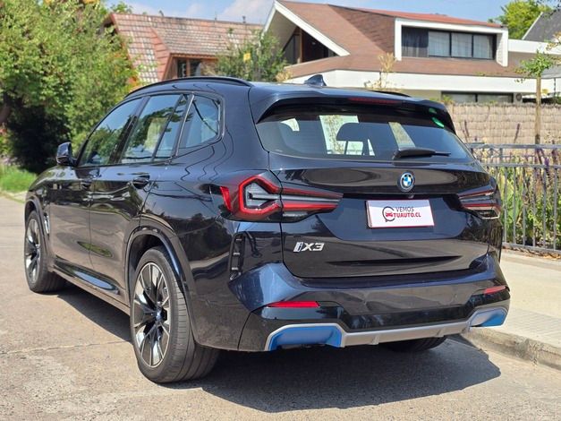 Bmw Ix3 M Sport usada 2023 35.000 km en venta Santiago