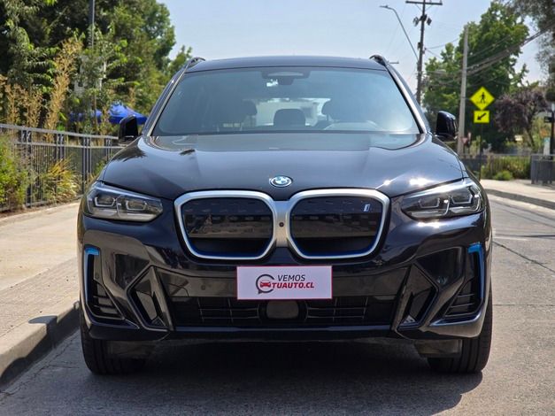 Ix3 M Sport Automático AWD 2023 35.000 km Santiago - interior