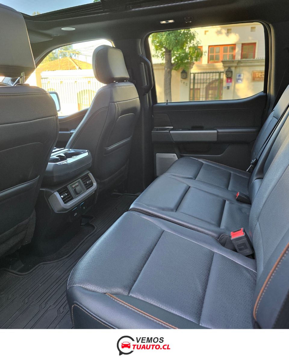 Ford F-150 Lariat Luxury 2025 38.900 km Santiago - foto 13