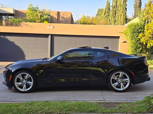 Chevrolet Camaro SS 6.2L V8 2023 | Potencia Americana | Solo 33.700 KM | Santiago
