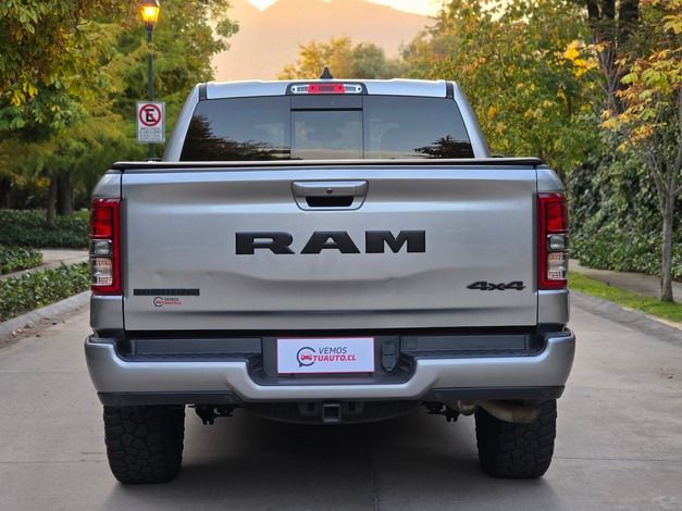 Ram 1500 Bighorn 2023 71.022 km Santiago - foto 8