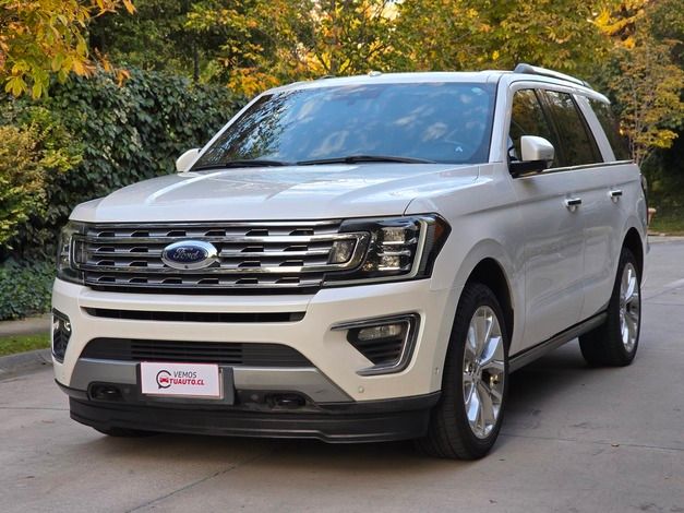 Ford Expedition Limited 3.5 EcoBoost 4WD 2019 | Espacio de Primera Clase | Santiago