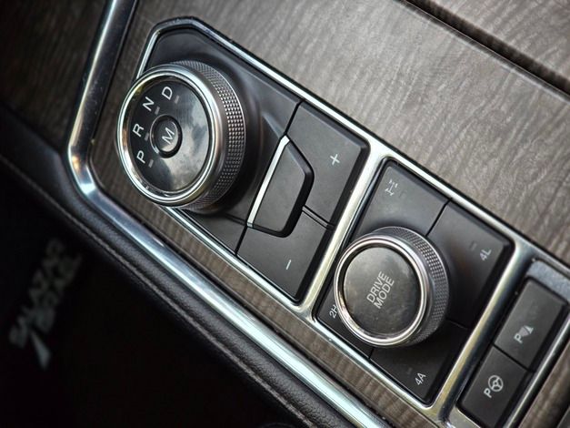 Ford Expedition Limited 3.5 EcoBoost 4WD 2019 | Espacio de Primera Clase | Santiago