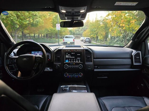 Ford Expedition Limited 3.5 EcoBoost 4WD 2019 | Espacio de Primera Clase | Santiago