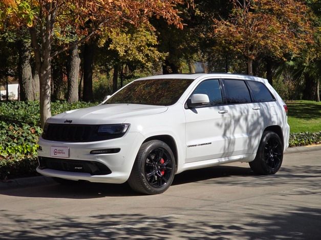 Jeep Grand Cherokee 6.4 Srt8 usada 2017 99.570 km en venta Santiago