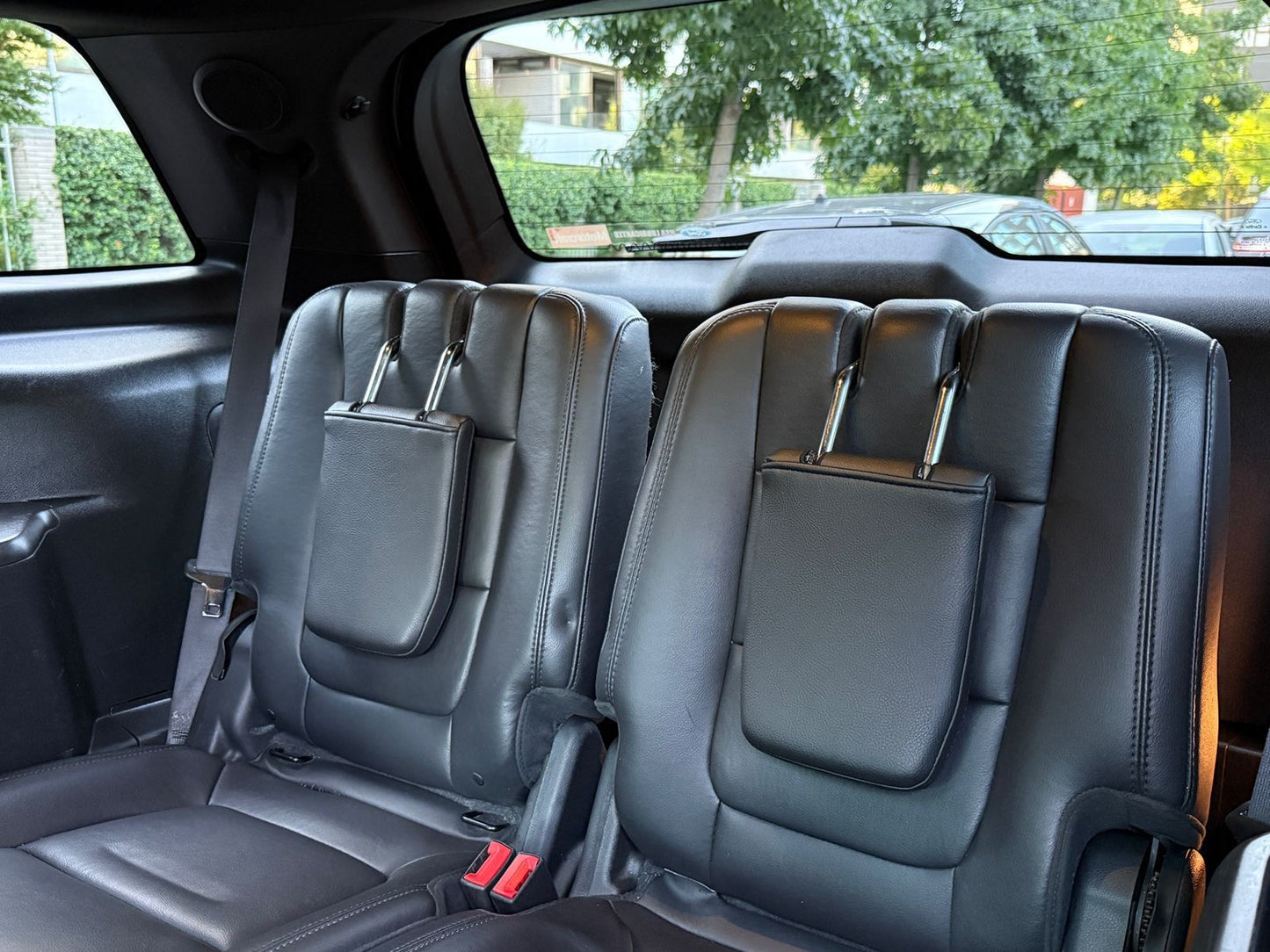 Configuración 7 pasajeros 3 corridas de asientos Ford Explorer 2014