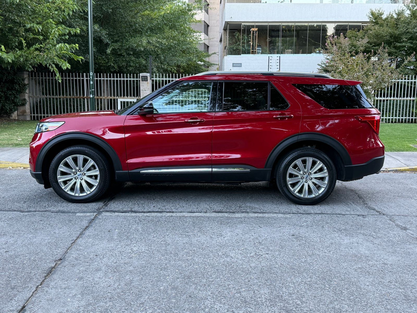 Ford Explorer Limited 2.3 4x4 2022 | 74.634 KM | Única Dueña - Santiago
