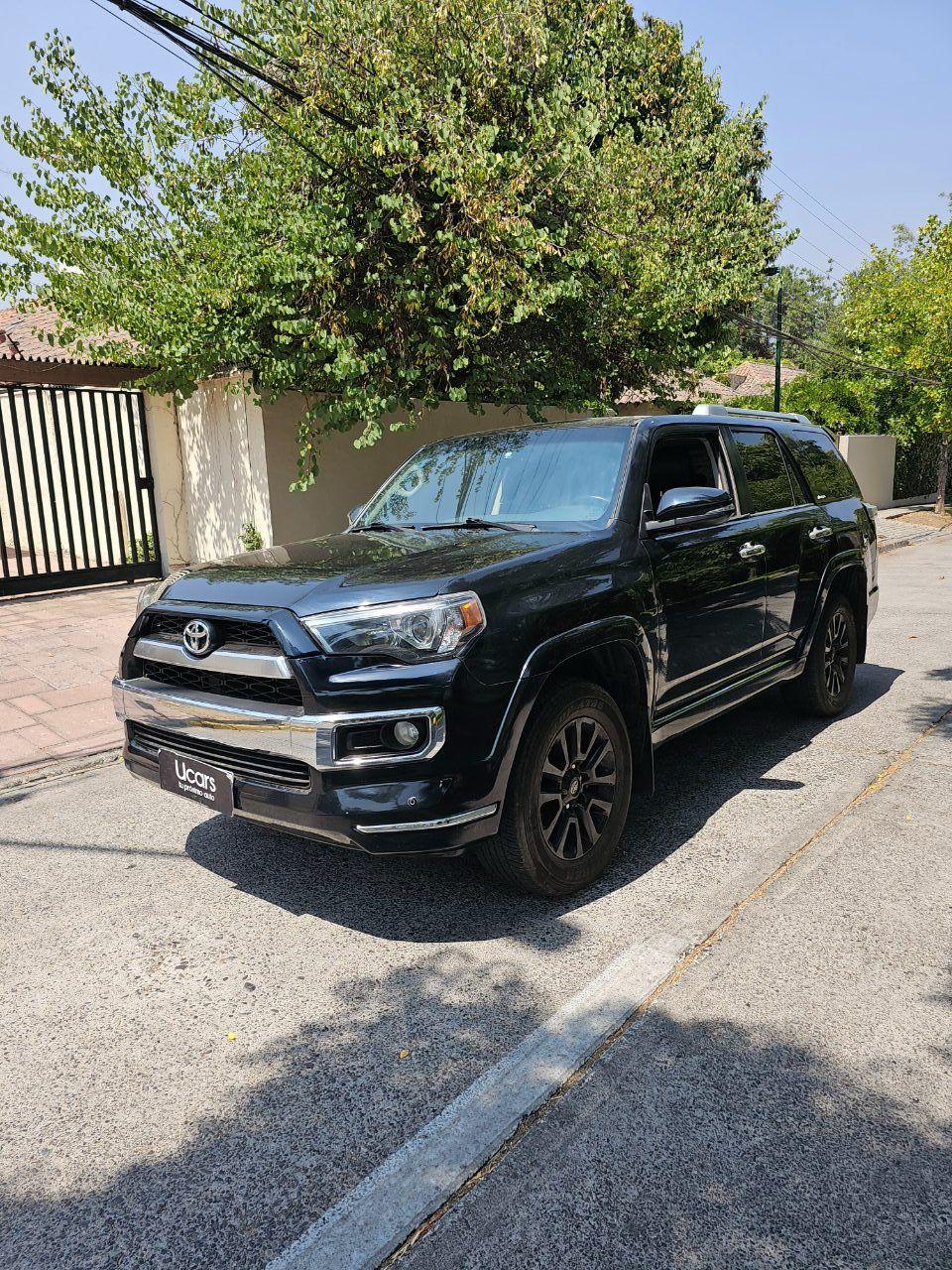 Toyota 4Runner Limited 4.0 V6 2017 | 4x4 | Tres Corridas de Asientos | Santiago