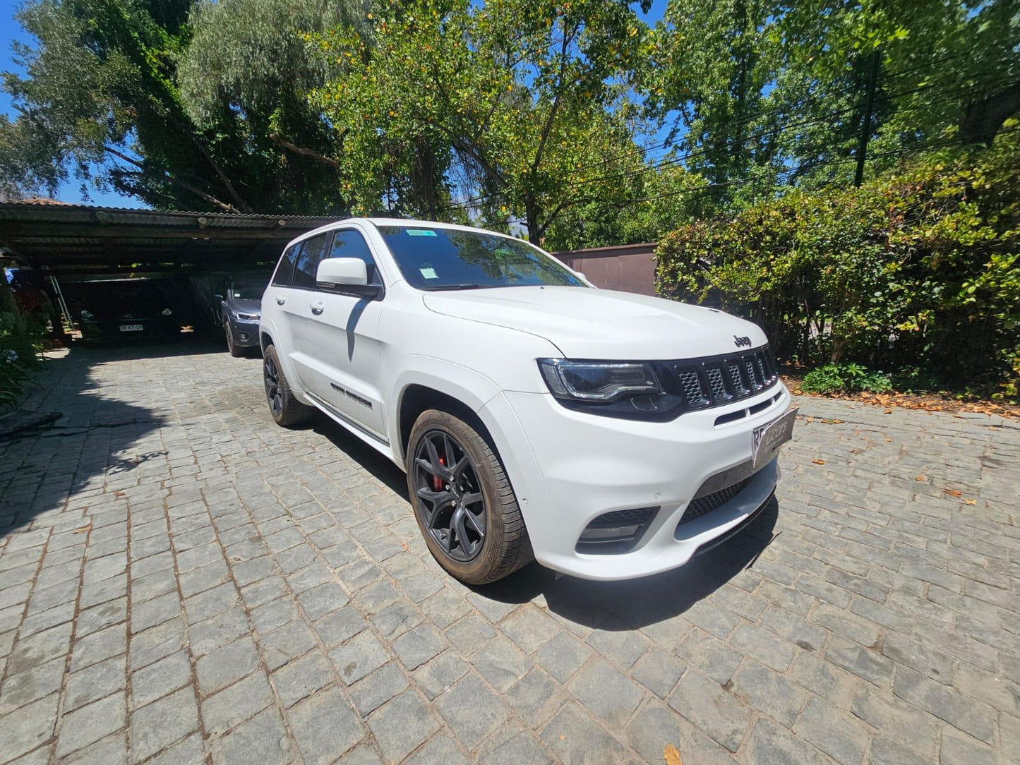 Jeep Grand Cherokee Srt8 6.4 V8 2021 70.859 km Santiago - vista exterior