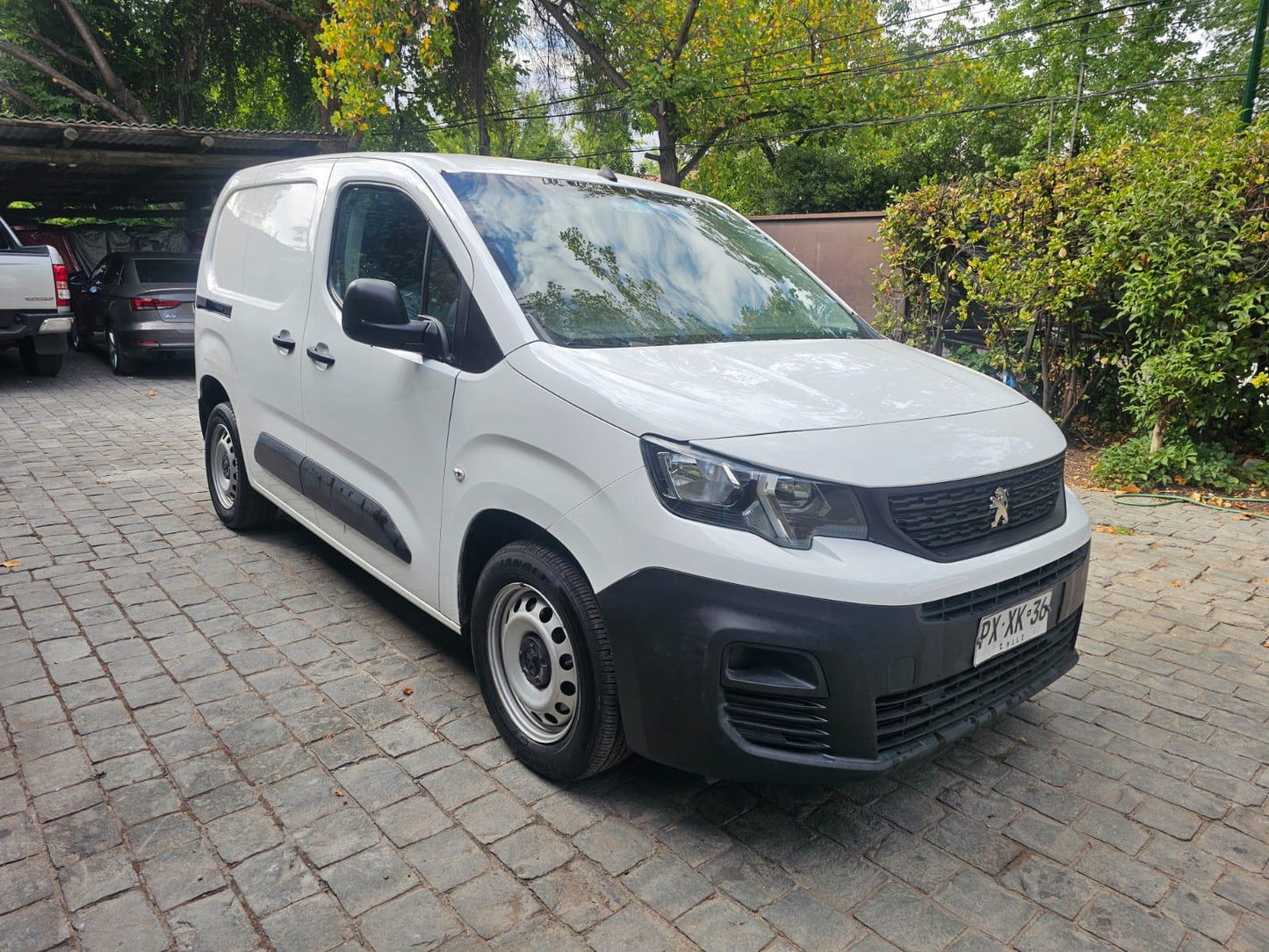 Peugeot Partner L1 1.6 HDI 2021 | Turbo Diésel | Carga Eficiente | Santiago