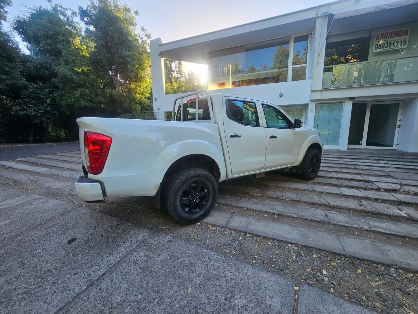 Nissan Navara DC 2.3 Diésel 2023 | 46.000 KM | Transmisión Manual | Santiago