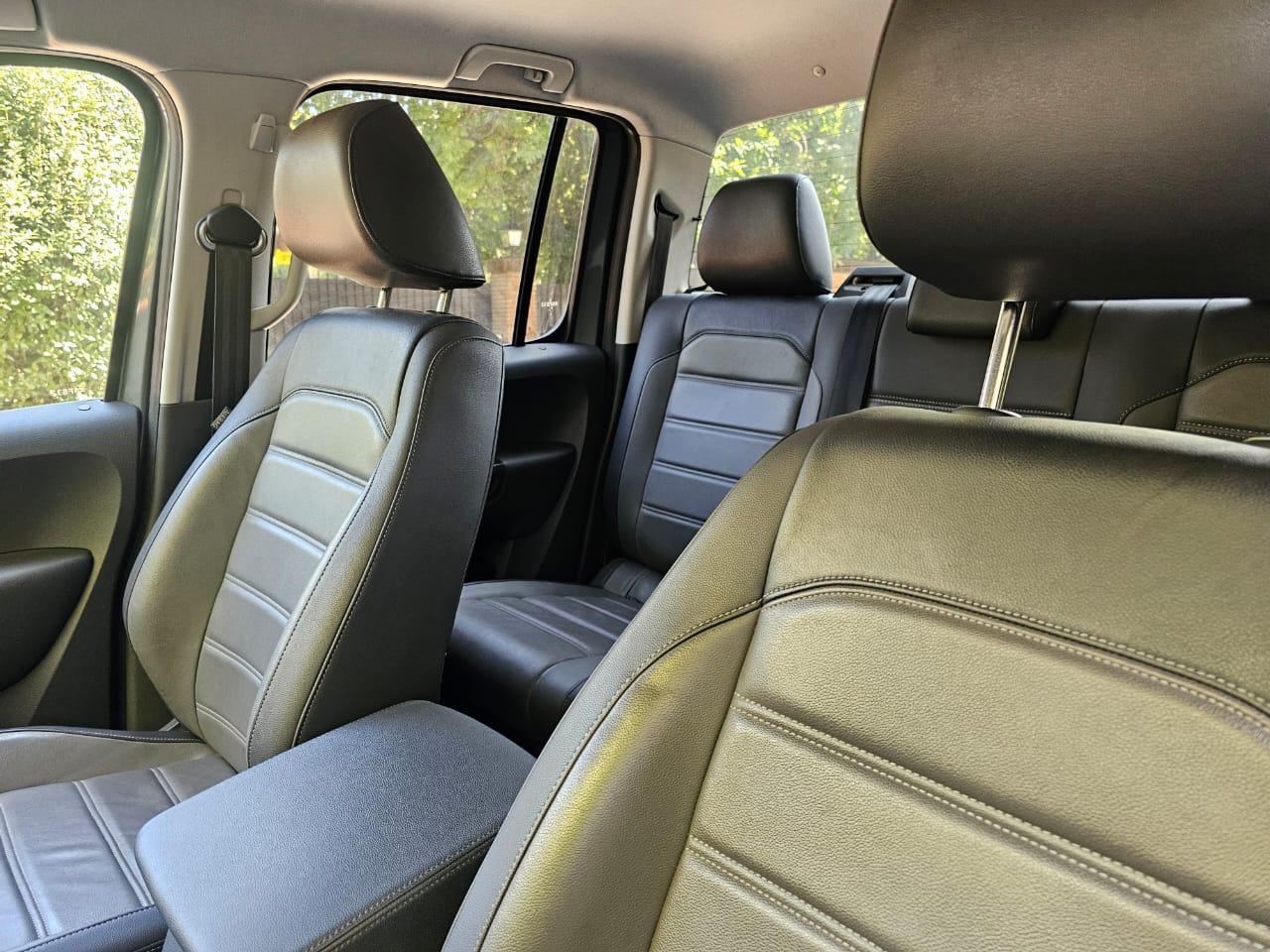 Volkswagen Amarok Highline 2.0 Bi-Turbo Diésel 2022 | 4x4 | Automática | Santiago