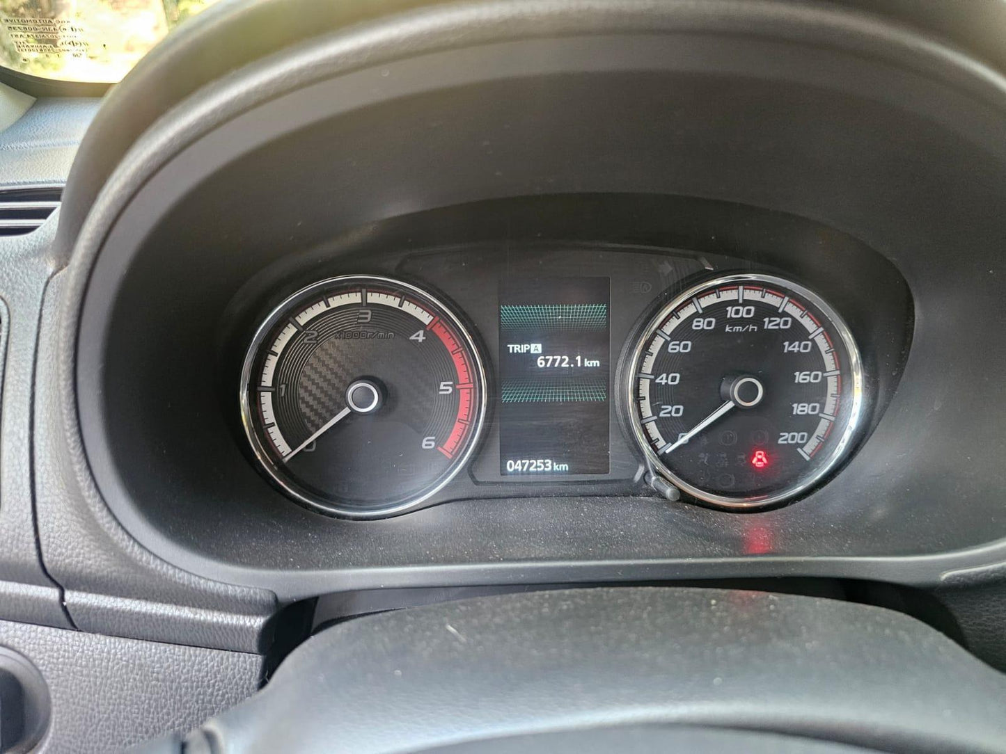 Mitsubishi L200 Katana Cr 2.4 Td 2024 45.000 km Santiago - foto 9