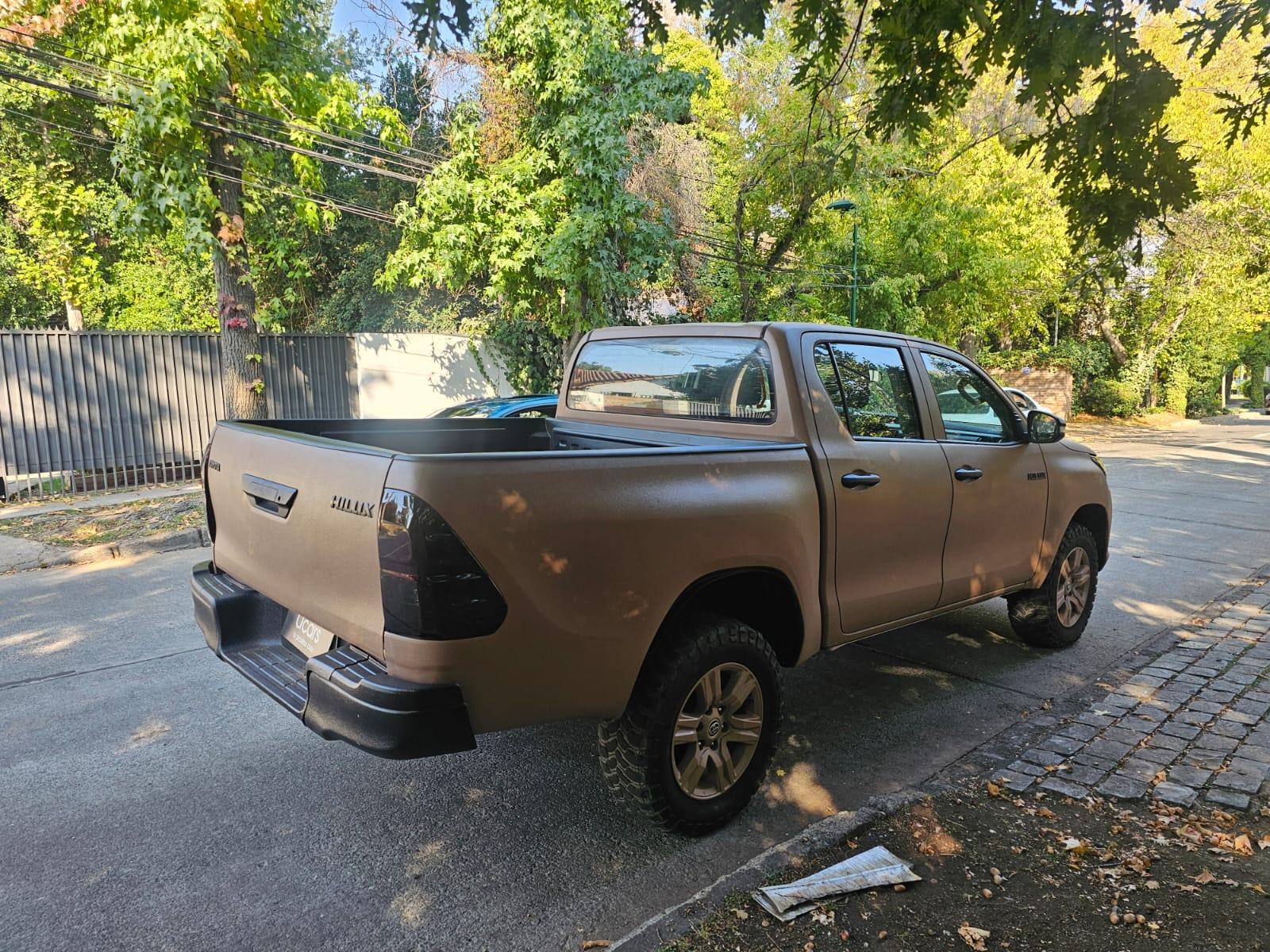 Toyota Hilux Sr 2.4 Td 4x4 2016 130.000 km Santiago - foto 8