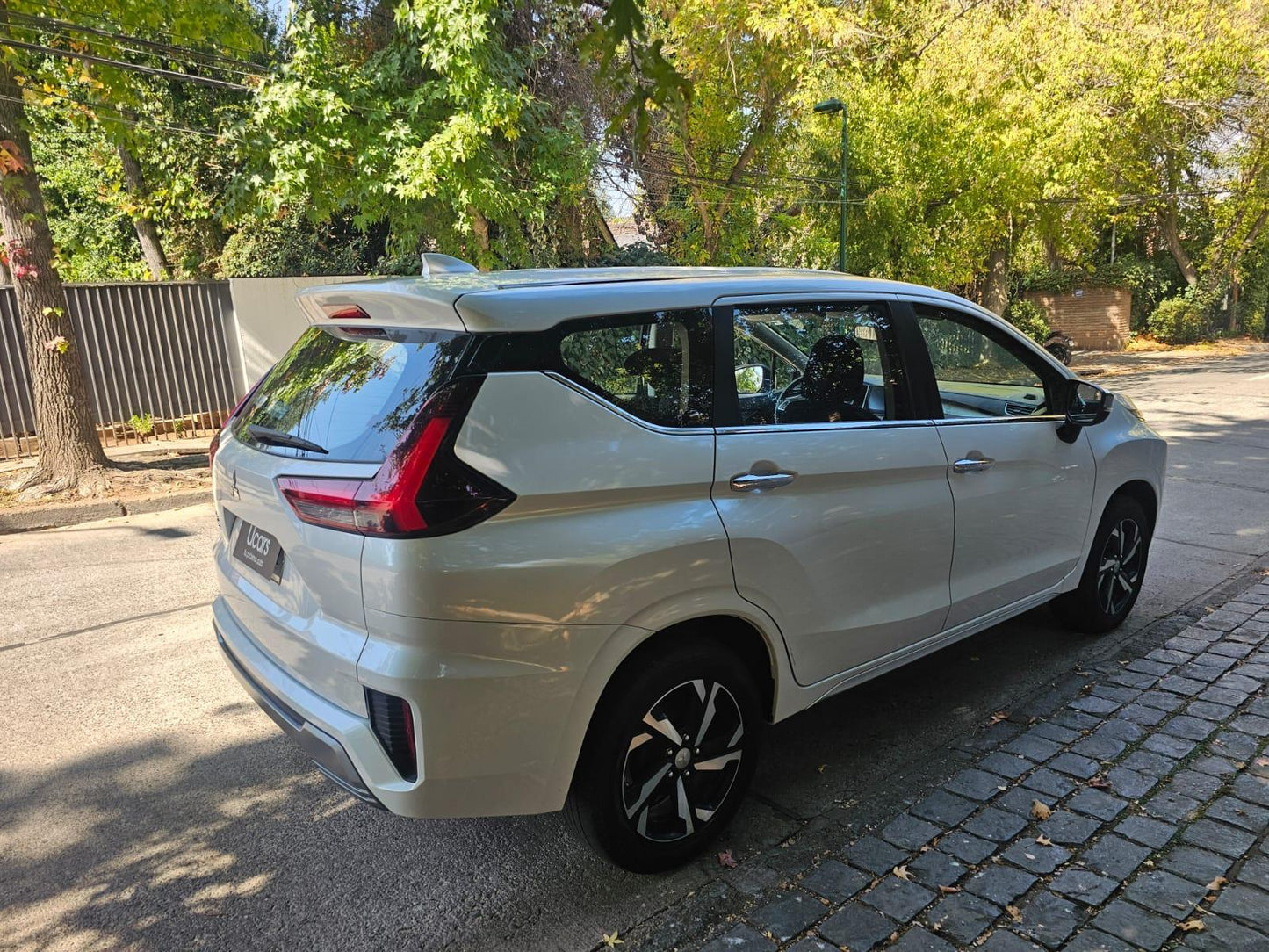 Xpander Glx 1.5 At Gasolina Automático 2025 Santiago - detalle exterior