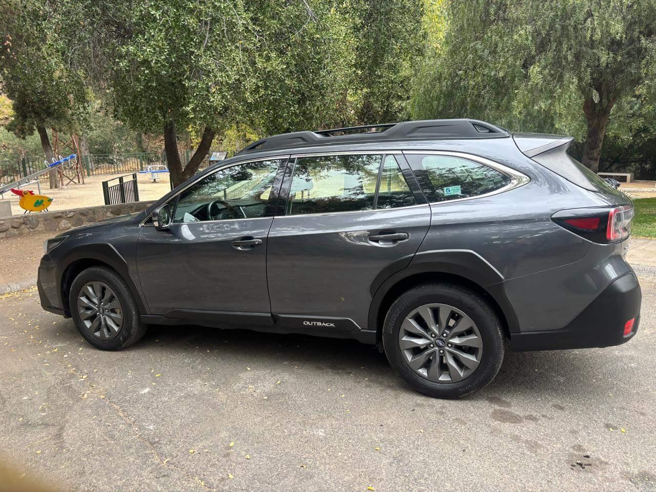 Outback 2.5i Awd Gasolina CVT 2024 Santiago - detalle exterior