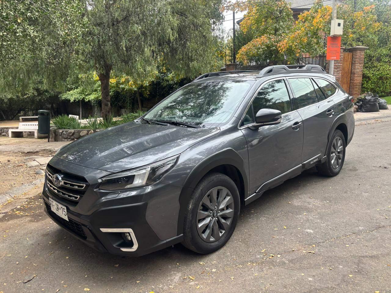 Subaru Outback 2.5i Awd 2024 50.000 km Santiago - vista exterior