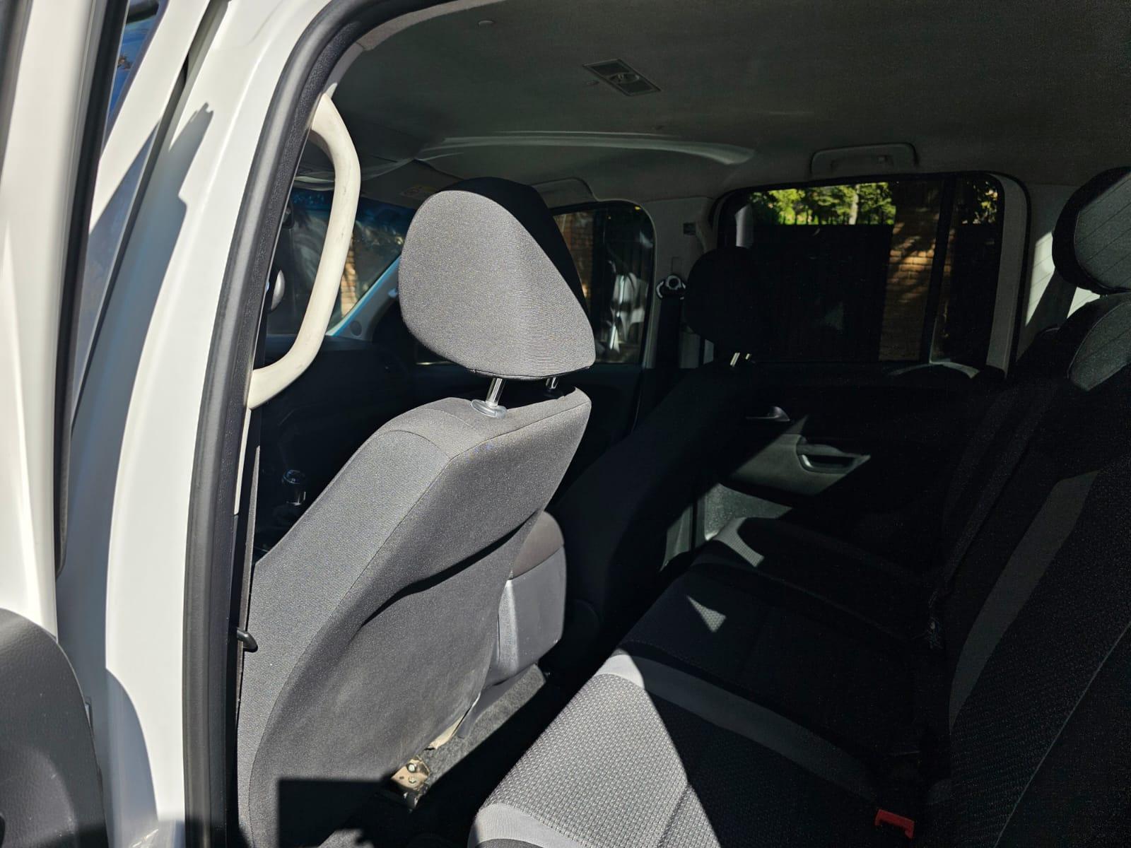 Volkswagen Amarok Trendline 4x4 2020 65.100 km Santiago - foto 13
