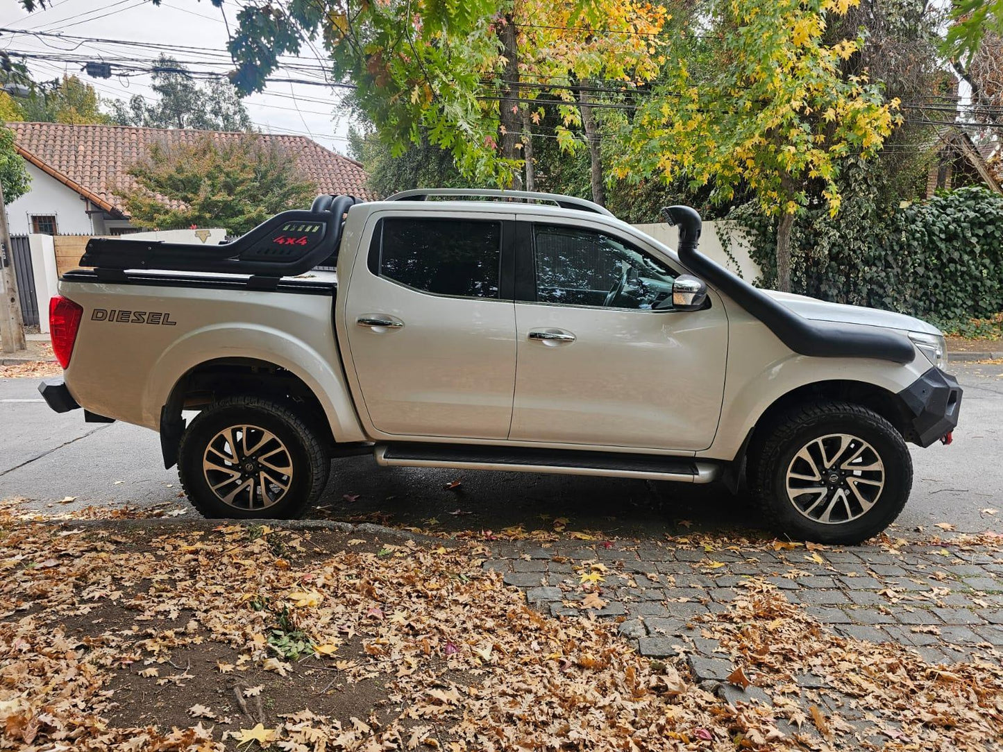 Np300 Le 4x4 Diésel Automático 2019 Santiago - detalle exterior