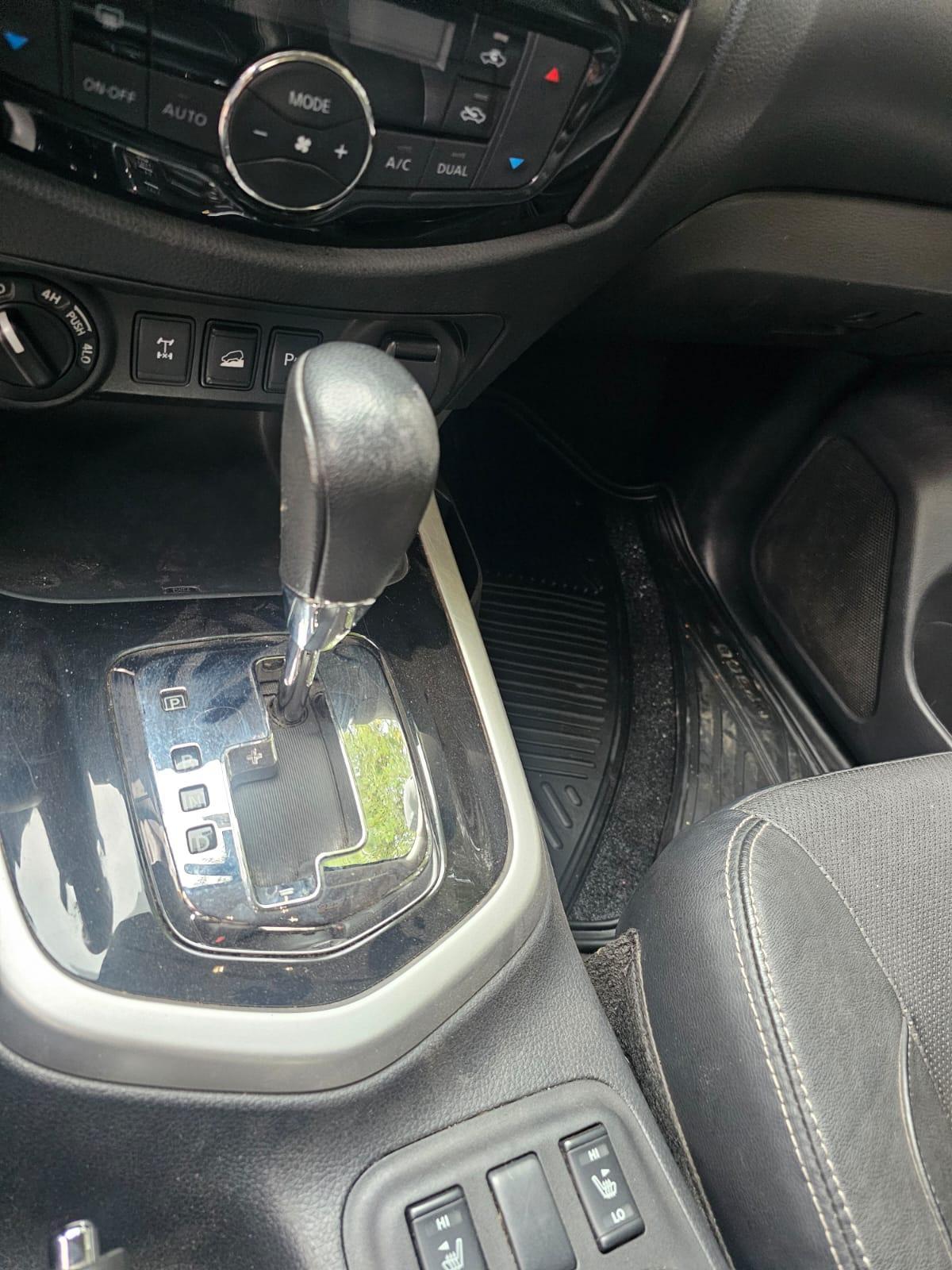 Nissan Np300 Le 4x4 2019 109.000 km Santiago - foto 15