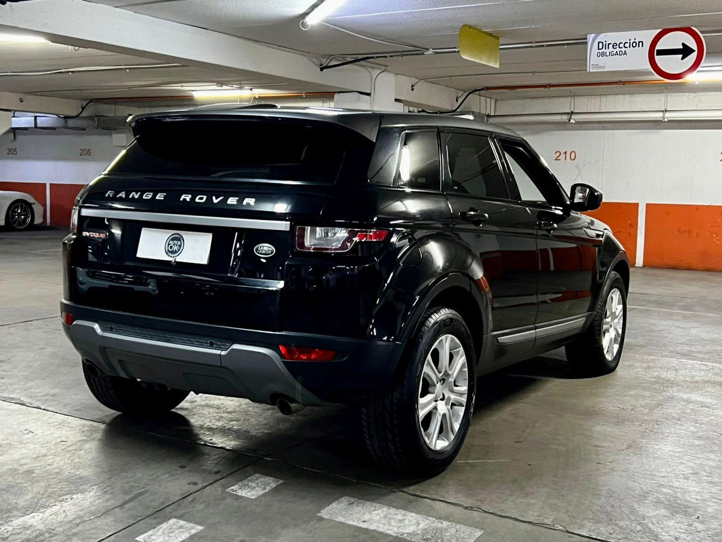 Range Rover Evoque 2.0 Si4 Gasolina Automático 2018 Santiago - detalle exterior