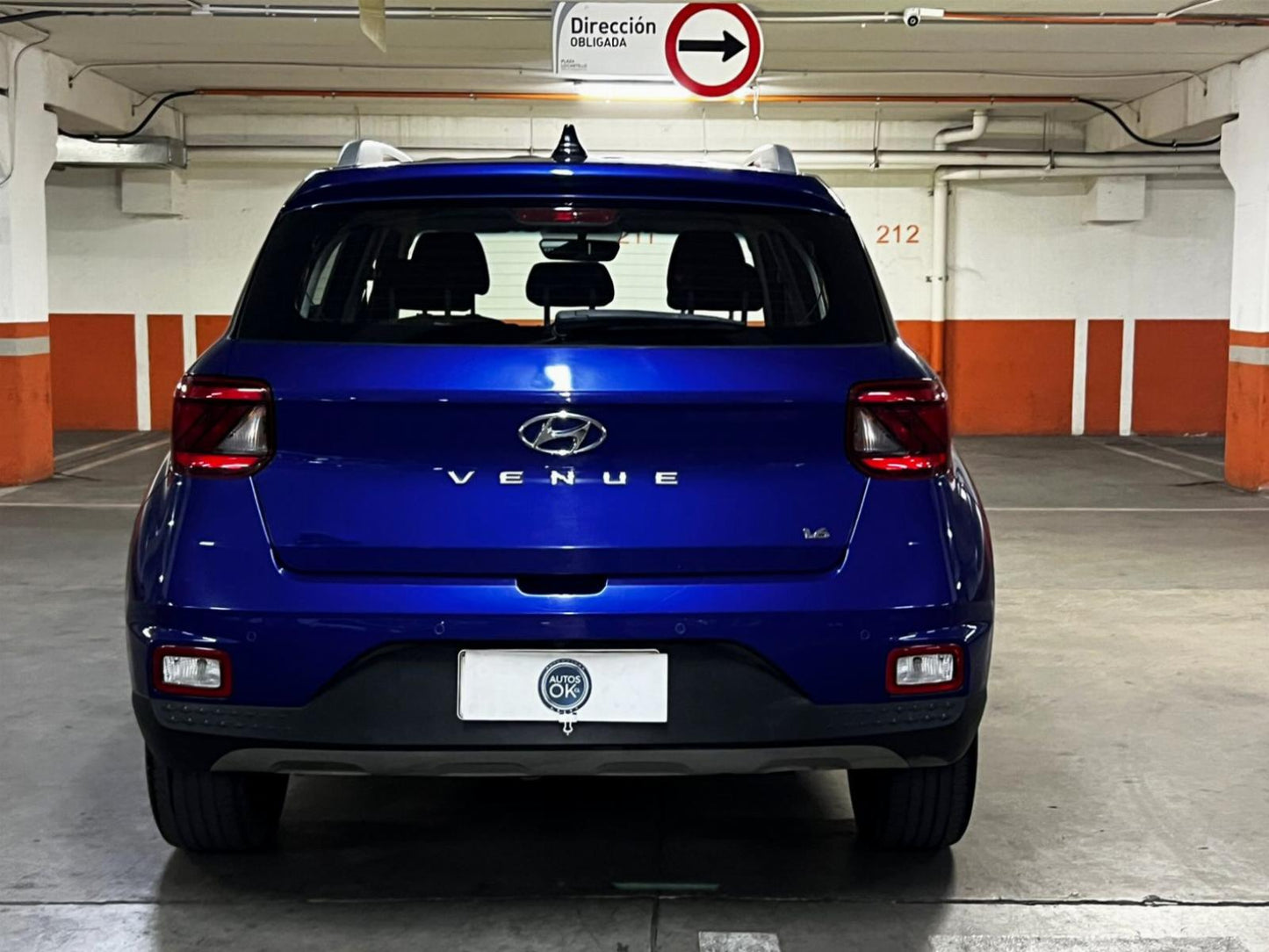 Hyundai Venue Qx 1.6 At 2021 123.374 km Santiago - foto 5