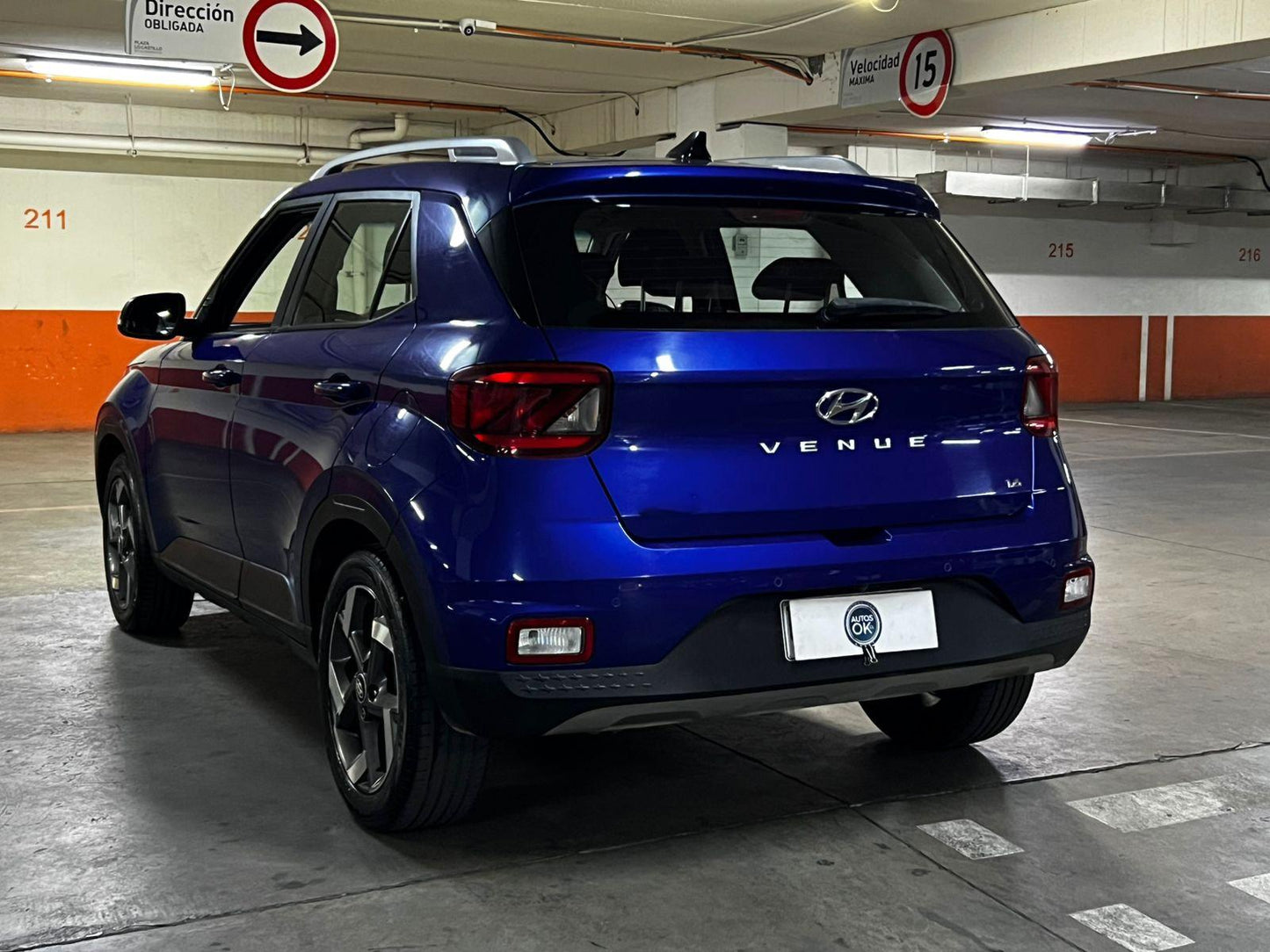 Hyundai Venue Qx 1.6 At 2021 123.374 km Santiago - foto 6