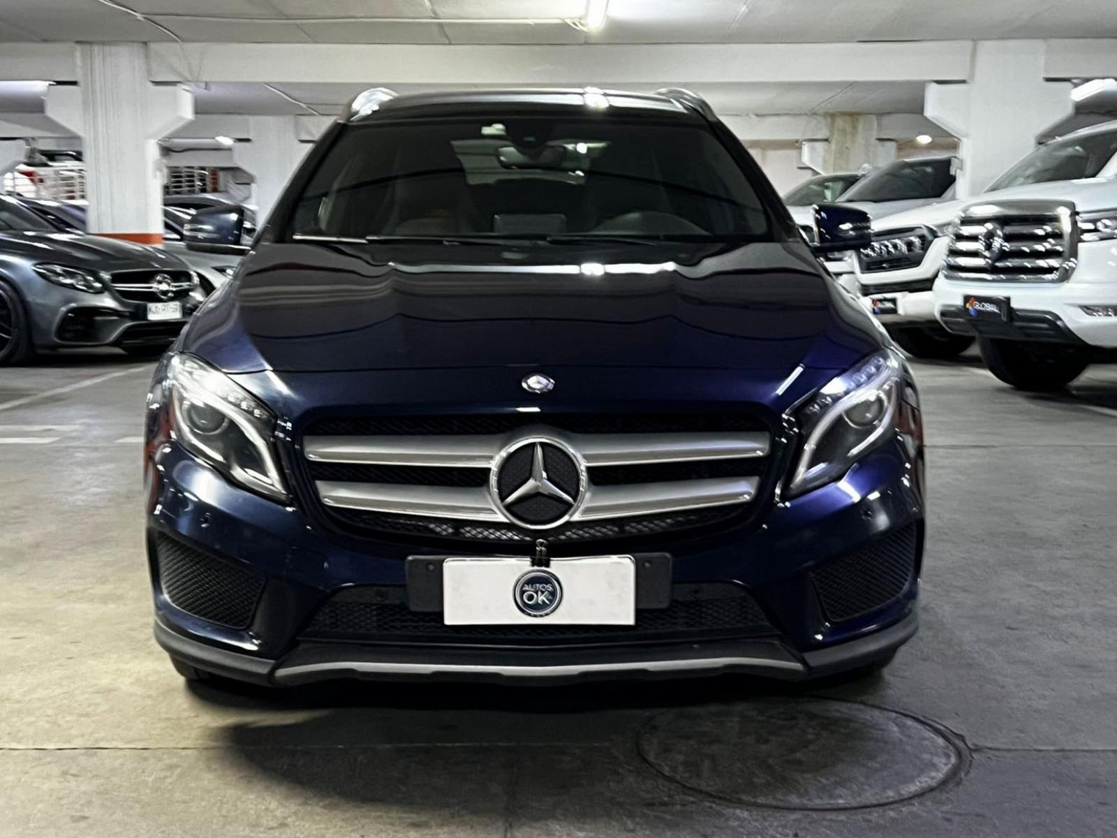 Mercedes Benz Gla 220 D 4matic usada 2017 163.681 km en venta Santiago