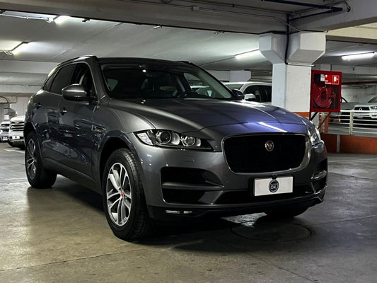 Jaguar F-Pace Prestige 2.0D AWD 2017 | Lujo Británico | Diésel Eficiente | Santiago