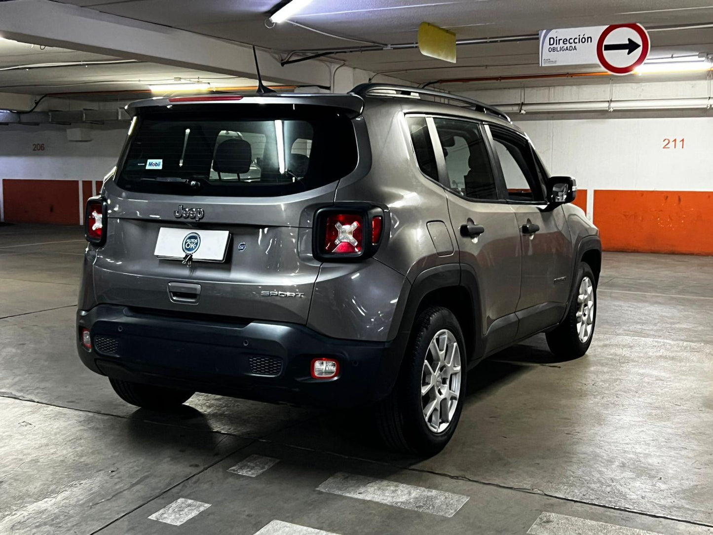 Jeep Renegade Sport 1.8 MT 2022 | Único Dueño | Solo 23.230 KM | Santiago