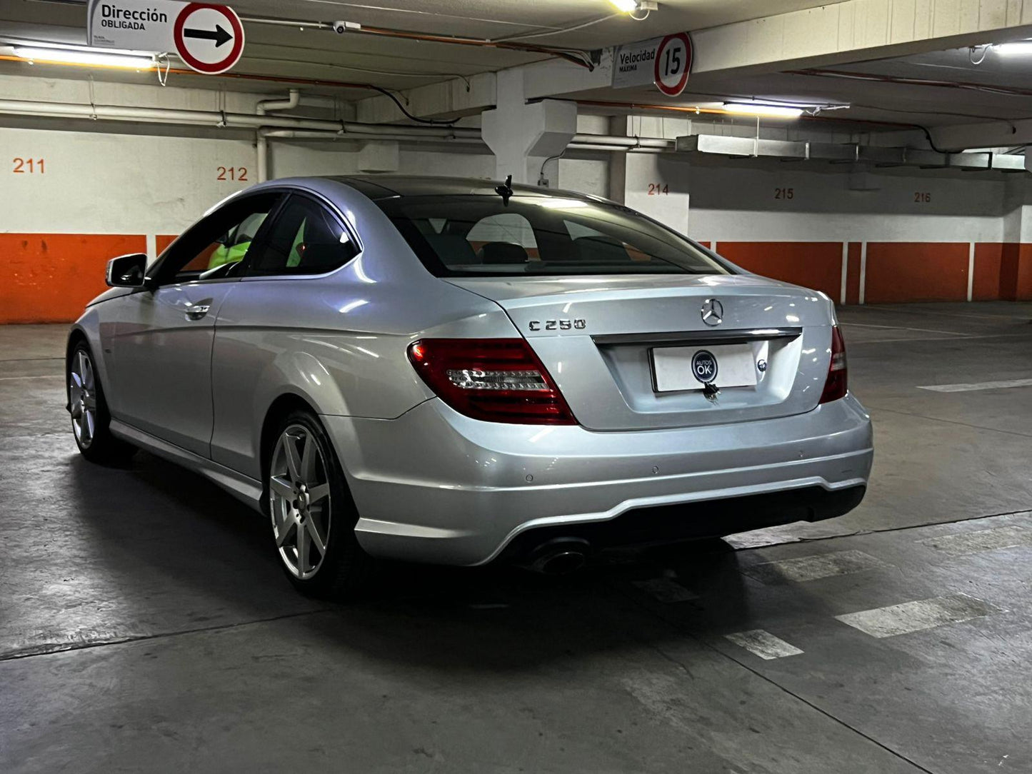 C250 Coupé Gasolina Automático 2012 Santiago - detalle exterior