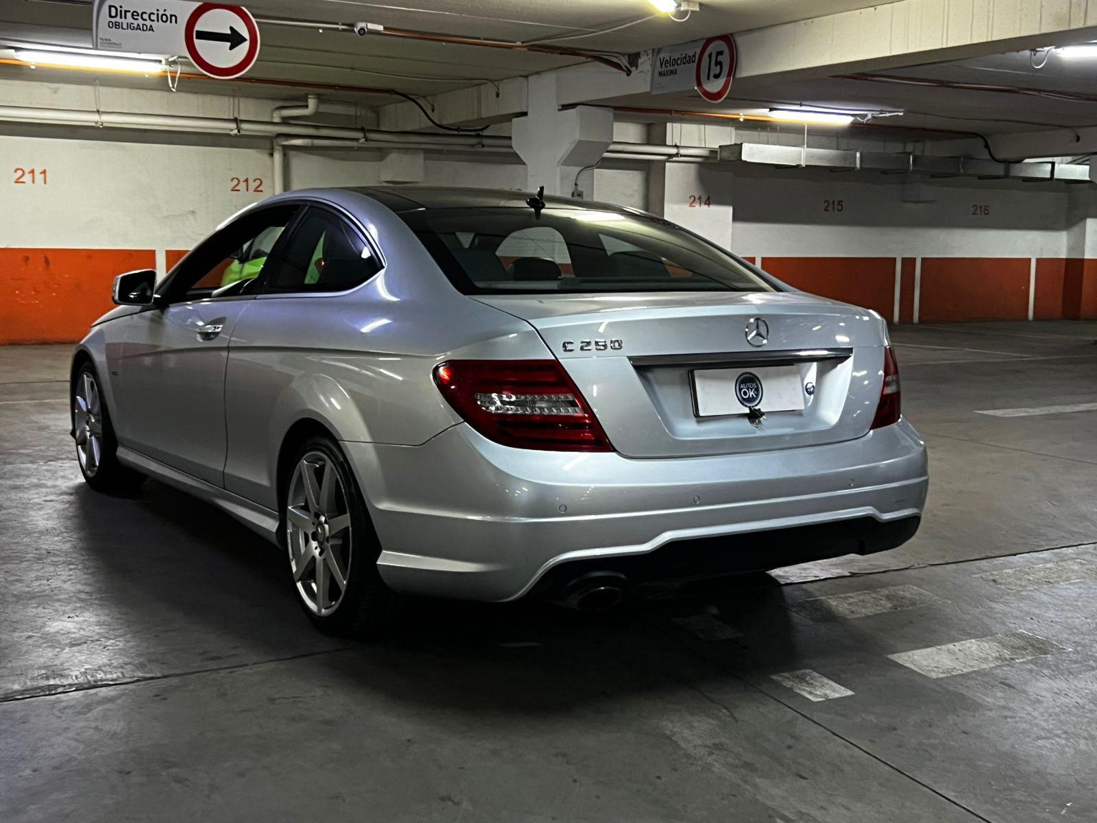 C250 Coupé Gasolina Automático 2012 Santiago - detalle exterior