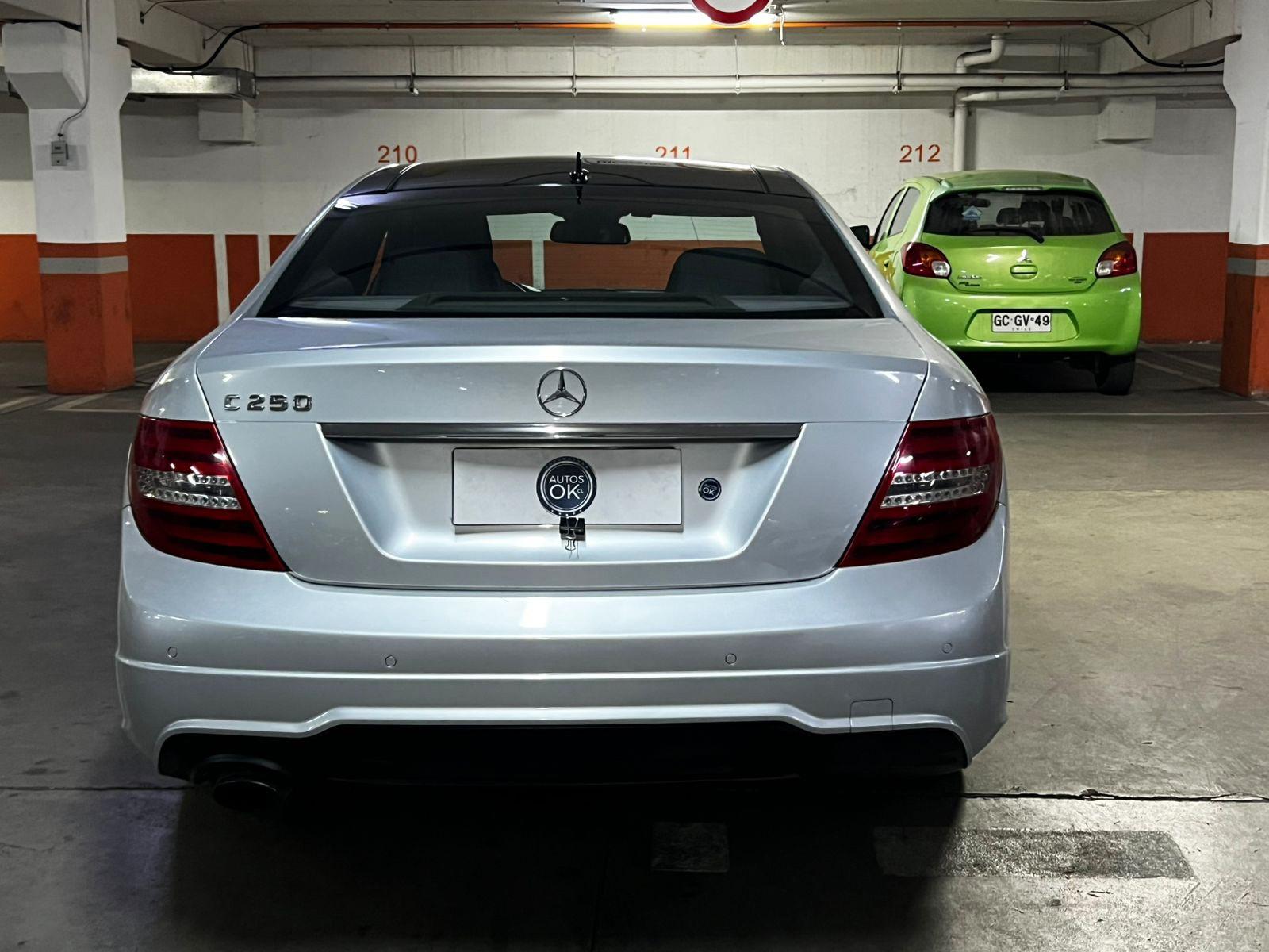 Mercedes Benz C250 Coupé 2012 187.302 km Santiago - foto 5