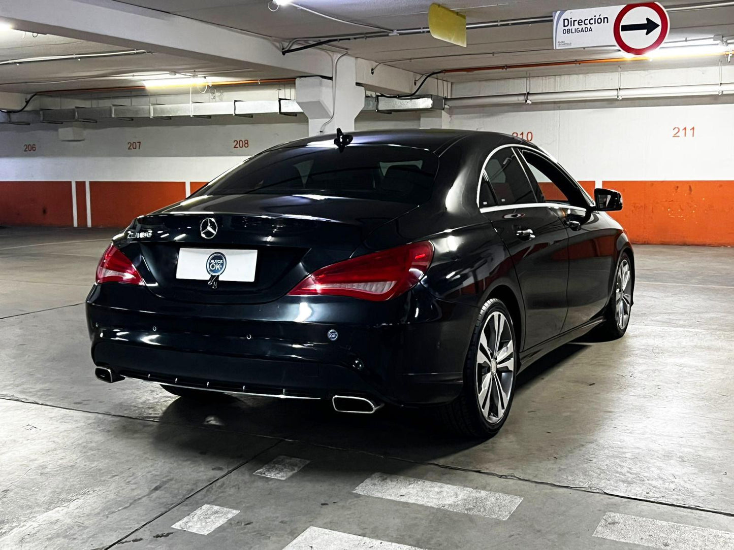Mercedes-Benz CLA 180 1.6 Turbo 2016 | Diseño Coupé | Tecnología Alemana | Santiago