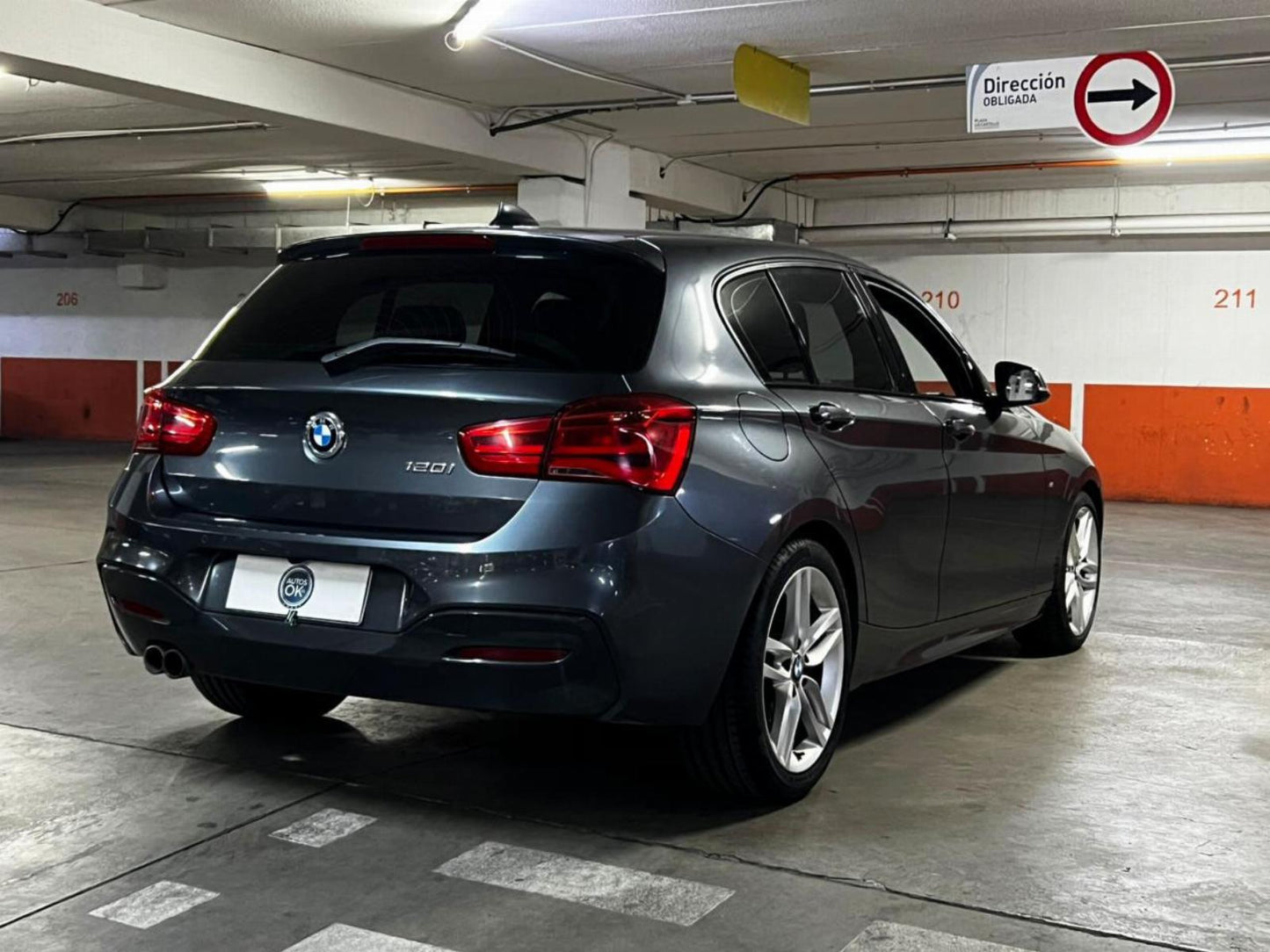 BMW 120i Sport LCI 2.0 Turbo 2017 | Tracción Trasera | Facelift LCI | Santiago