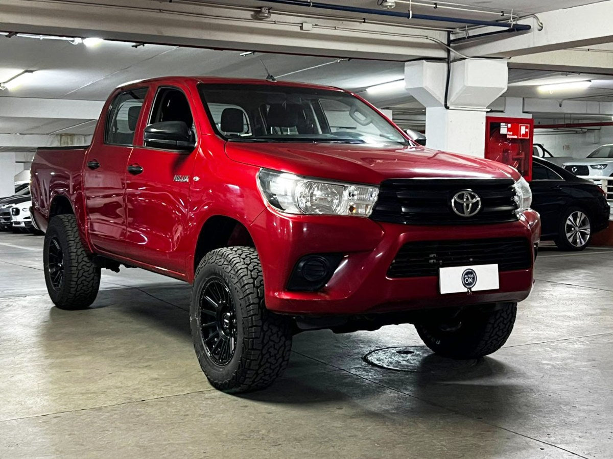 Toyota Hilux Dx 2.4 Turbo Diésel 4x4 2022 89.208 km Santiago - vista exterior