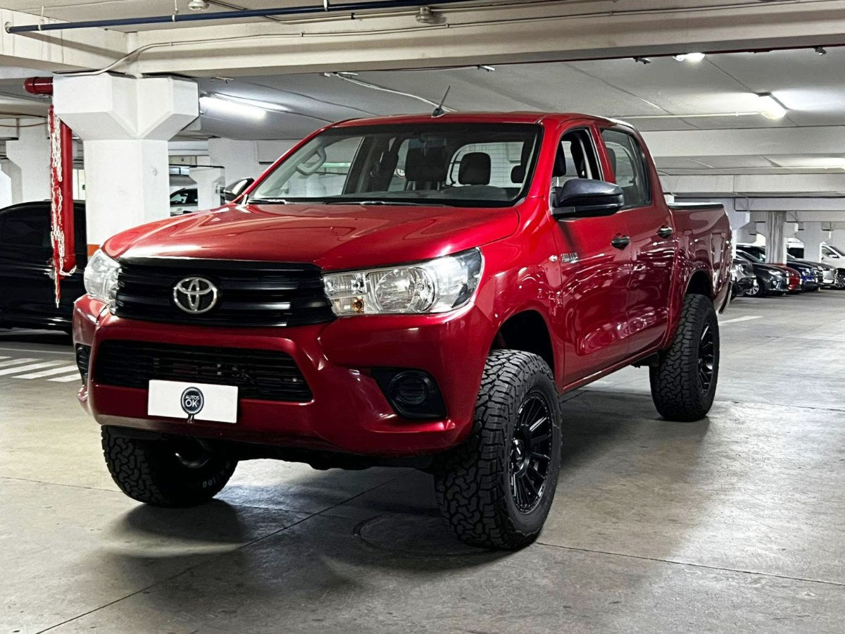 Toyota Hilux Dx 2.4 Turbo Diésel 4x4 usada 2022 89.208 km en venta Santiago