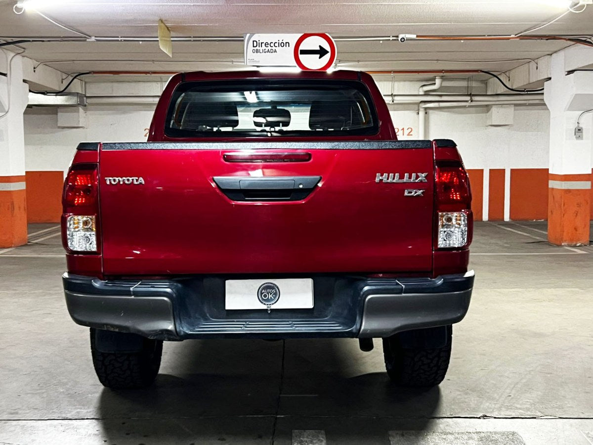 Toyota Hilux Dx 2.4 Turbo Diésel 4x4 2022 89.208 km Santiago - foto 5