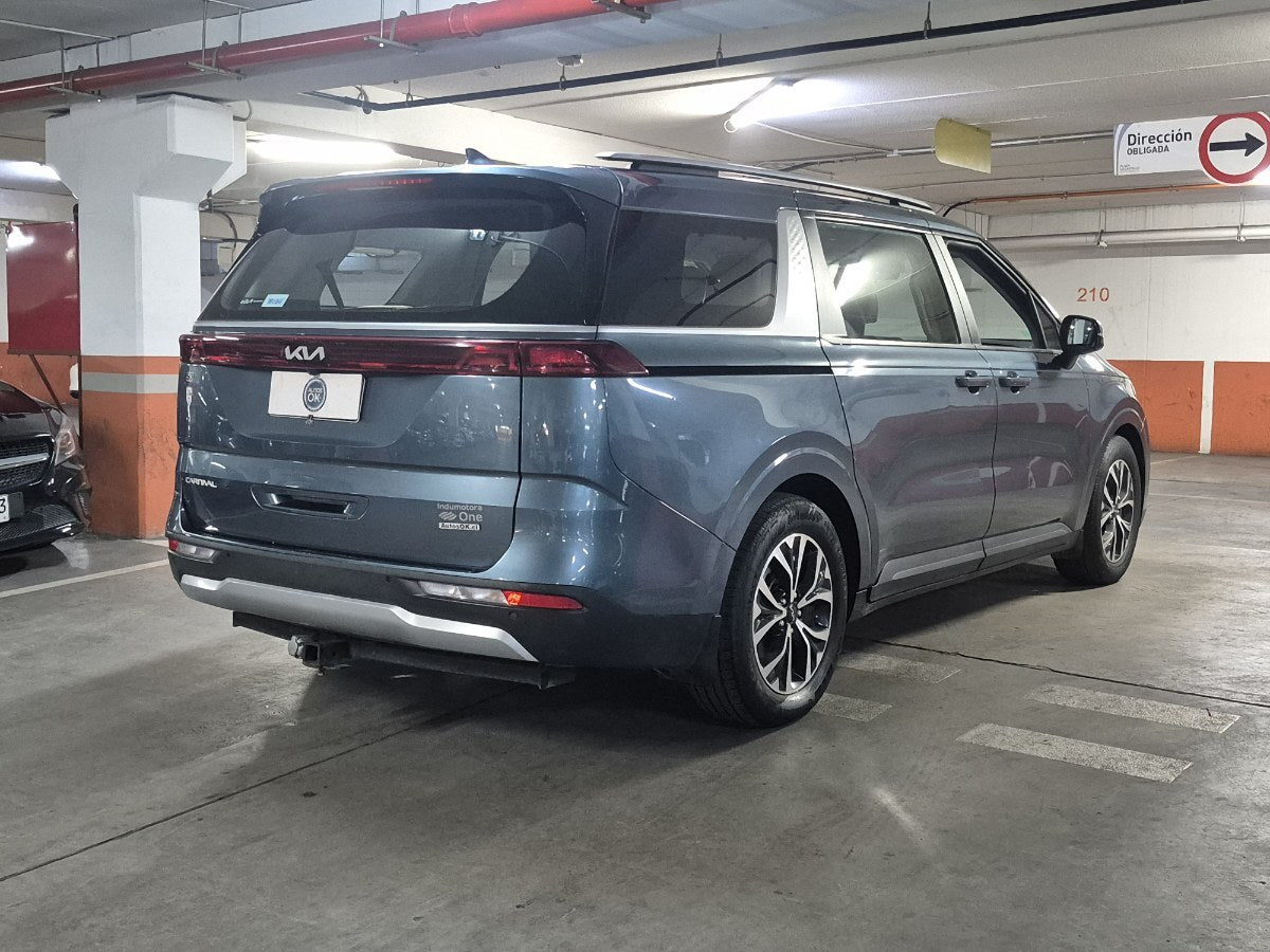 Kia Carnival Ex 2.2 usada 2024 35.600 km en venta Santiago