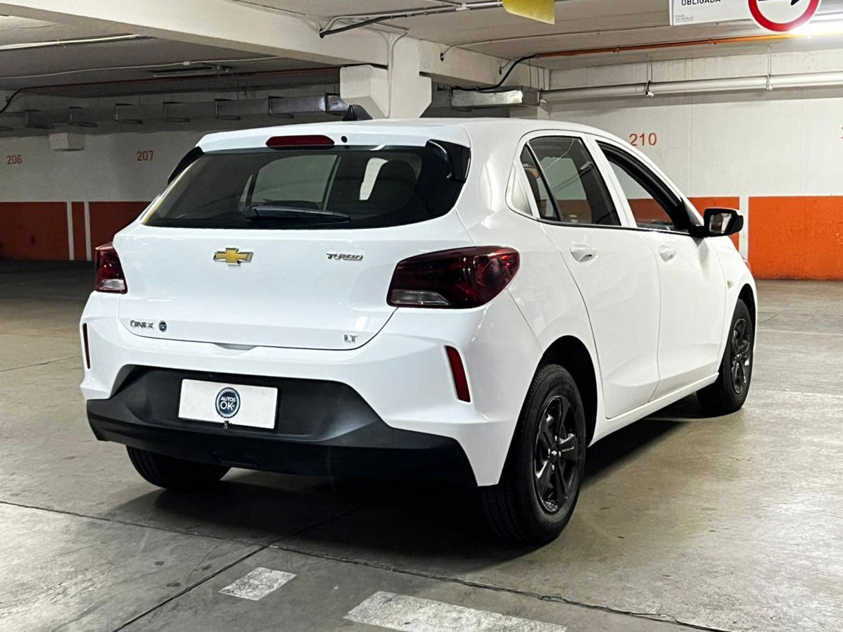Chevrolet  Onix Lt 1.0 Turbo Mt 2023 28.721 km Santiago - foto 6