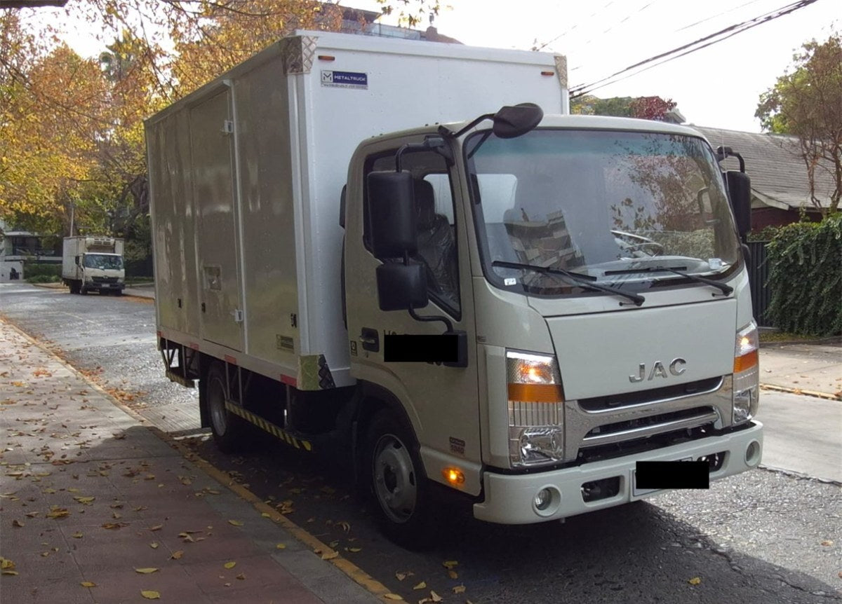 Jac Urban 1040 2026 70 km Santiago - vista exterior