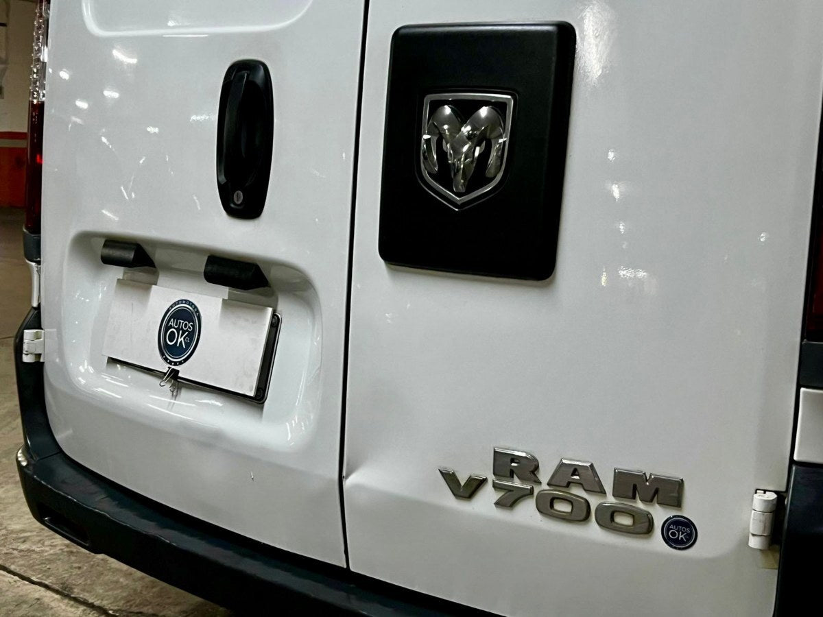 Ram Van 700 Rapid 1.4 2021 35.844 km Santiago - foto 8