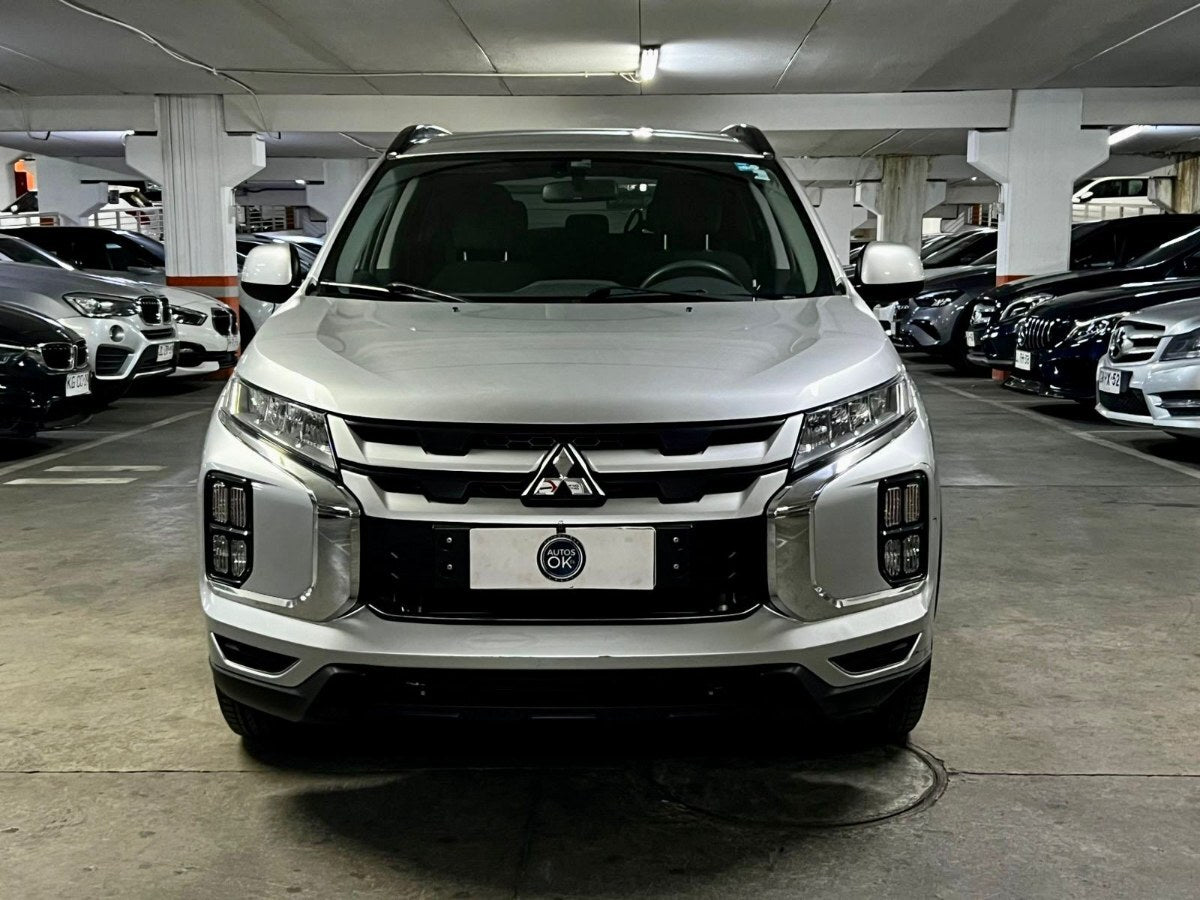 Asx 4x2 Automático AWD 2023 15.557 km Santiago - interior
