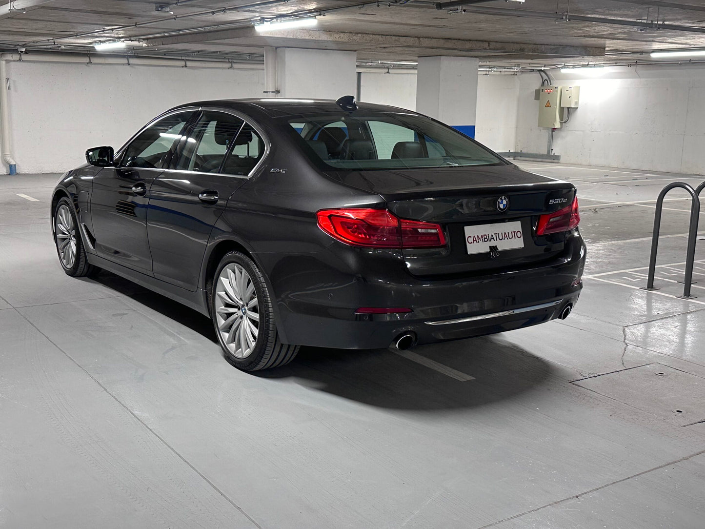 BMW 530e Luxury Híbrido Enchufable 2018 | 59.000 KM | Único Dueño - Santiago